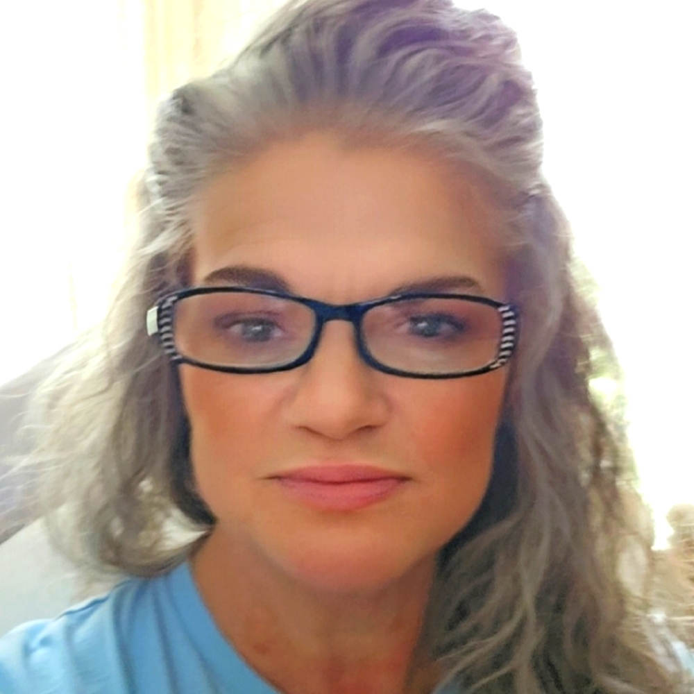 Meet your Posher, Jacquelyn